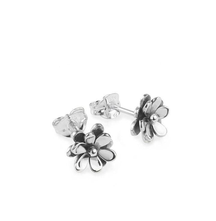 Flourishing Flower Stud Earrings 