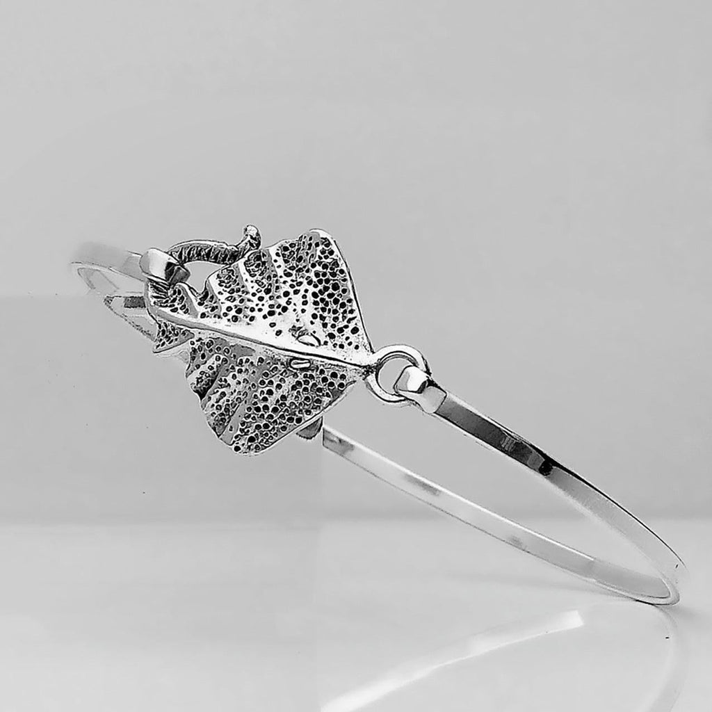 Manta Ray Silver Bangle 