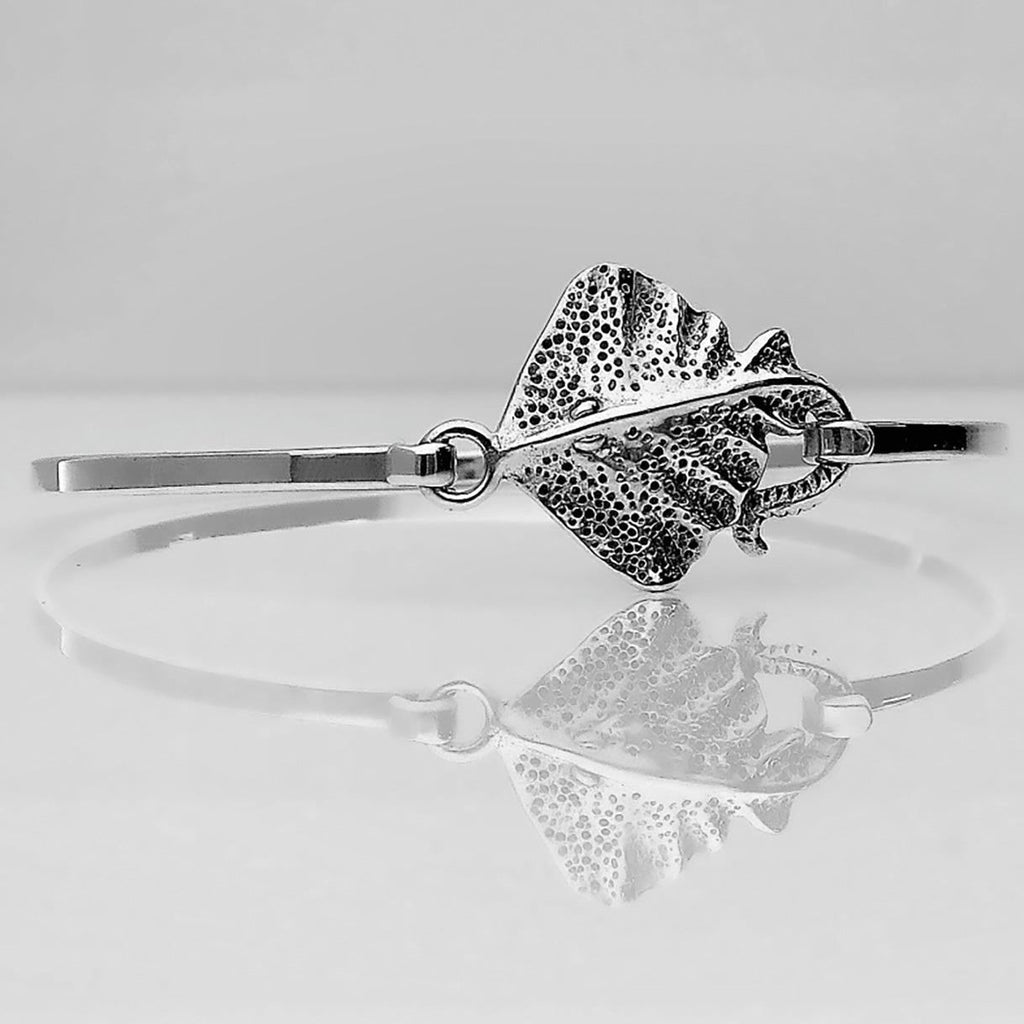 Manta Ray Silver Bangle 